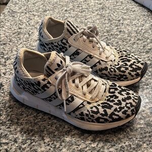 Adidas Women's swift run